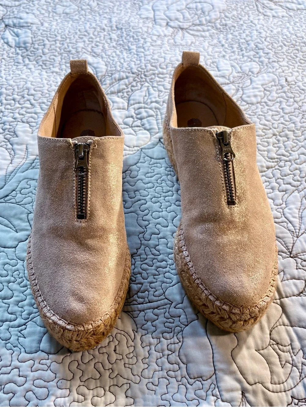 Eric Michael Serena Shimmer Suede Zip Front Platform Espadrilles US 8 (EU 38)🧡